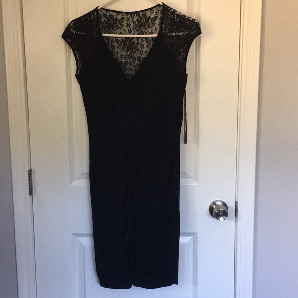 Laundry by Shelli Segal LBD sexy lace back